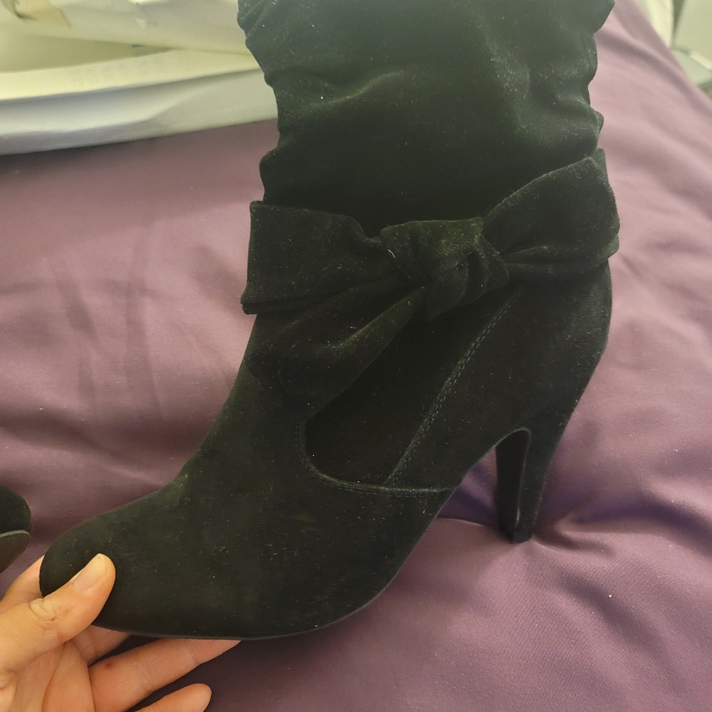 Venus black ankle boots 8.5